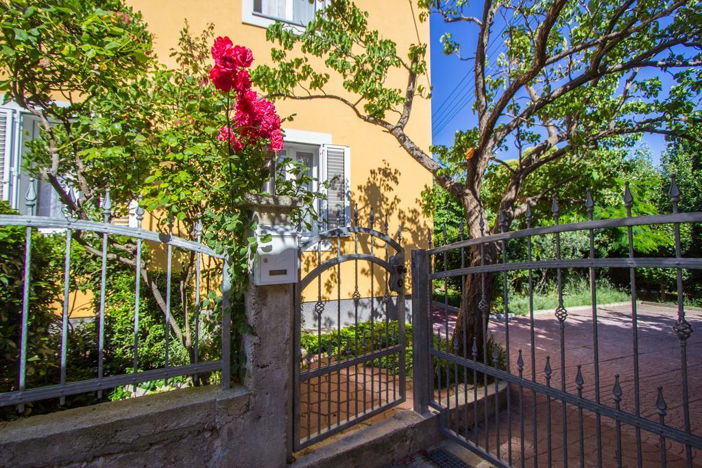 Holiday Home Arboretum Šibenik Eksteriør billede